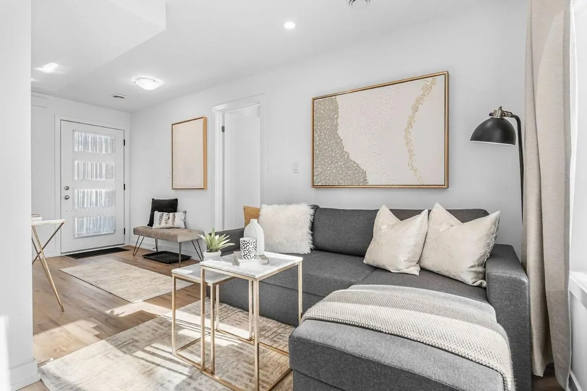 Apartament Brand New And Stylish 2Br Suite With Sofa Bed, Located 7 Mins From Niagara Falls And Can Sleep 6 Guests