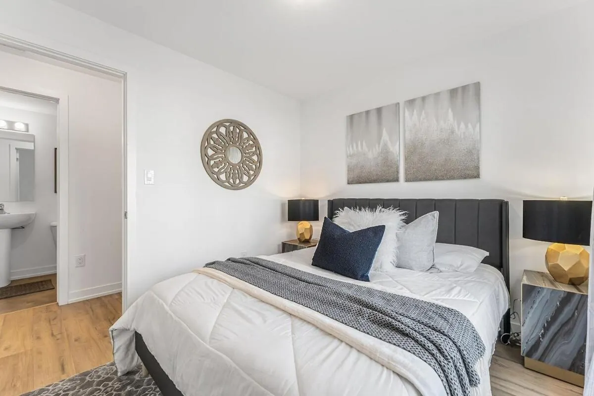 Brand New And Stylish 2Br Suite With Sofa Bed, Located 7 Mins From Niagara Falls And Can Sleep 6 Guests